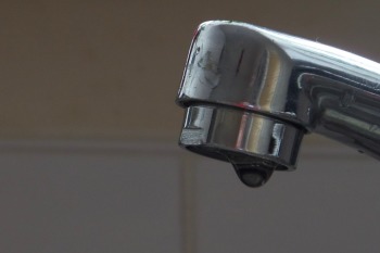 Sąsiad zalał mi mieszkanie - co teraz?